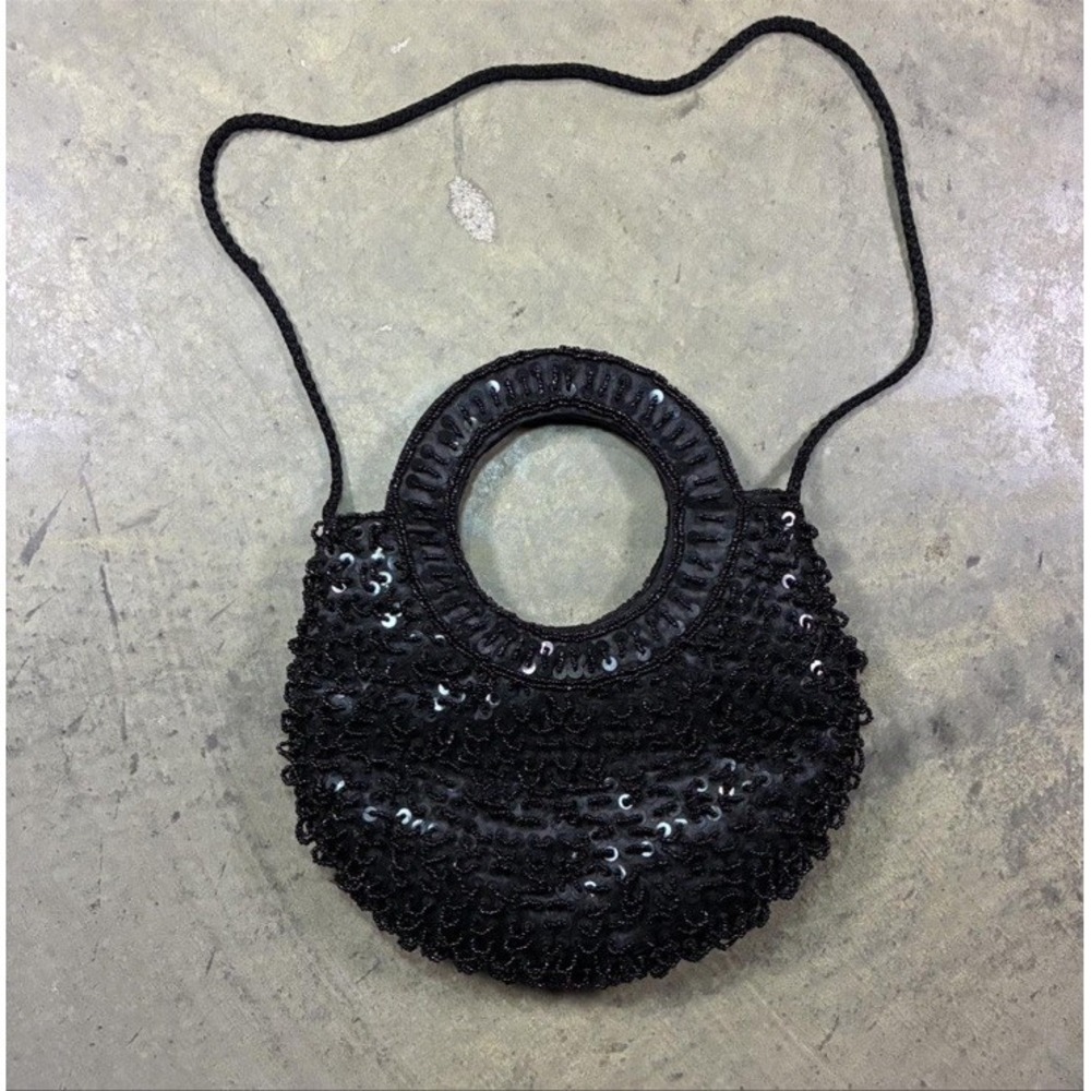 Beaded black round handbag
